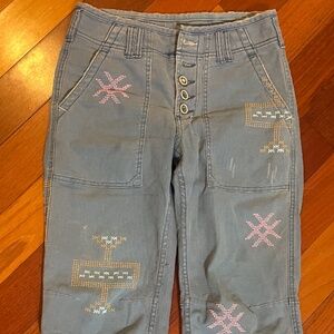 Pilcro wanderer embroidered pants